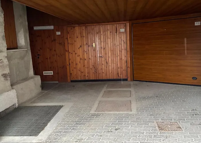 Cristian Castello - La Poltrona Rossa Apartment *